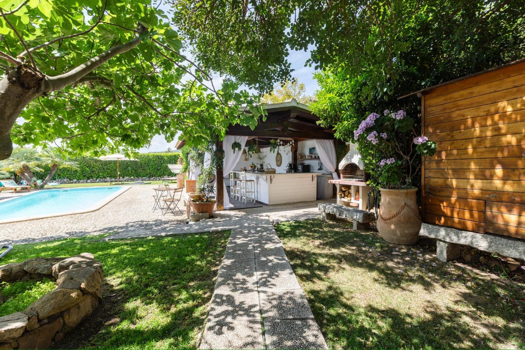 Villa Niloan Ольбия Экстерьер фото