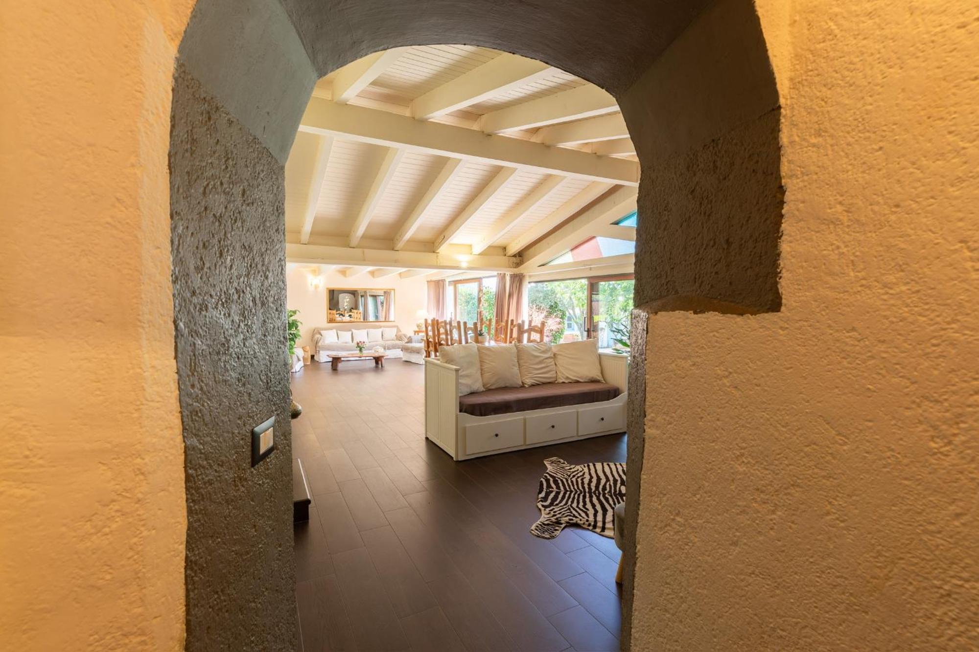 Villa Niloan Ольбия Экстерьер фото